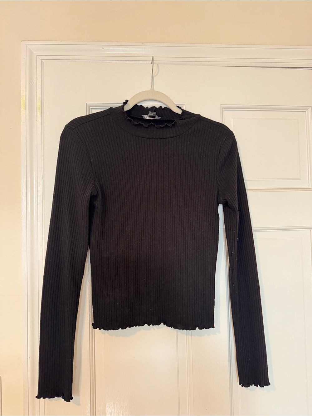 Black Ribbed Long-Sleeve Mock Neck Top
